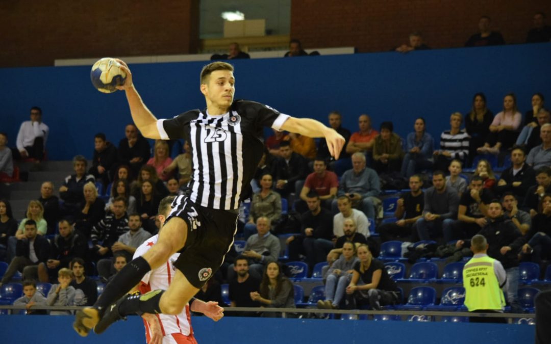 TRIJUMF CRNO-BELIH U VEČITOM DERBIJU: Partizan na krilima Šotića slavio protiv Zvezde na Banjici