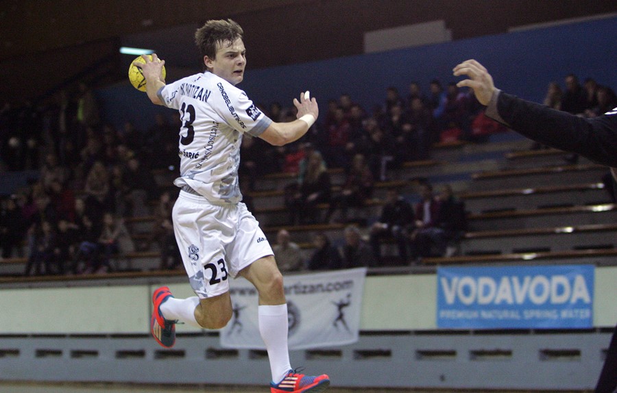 Pobeda pred veliki derbi